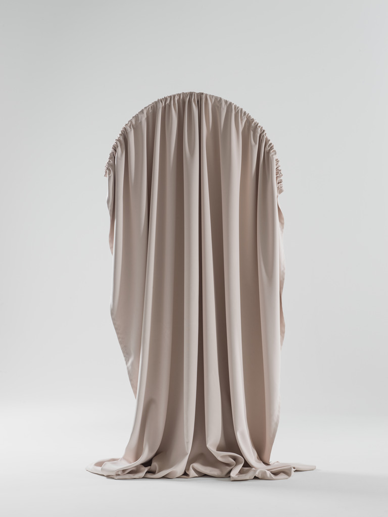 Uni coloured hanging textiles Etage