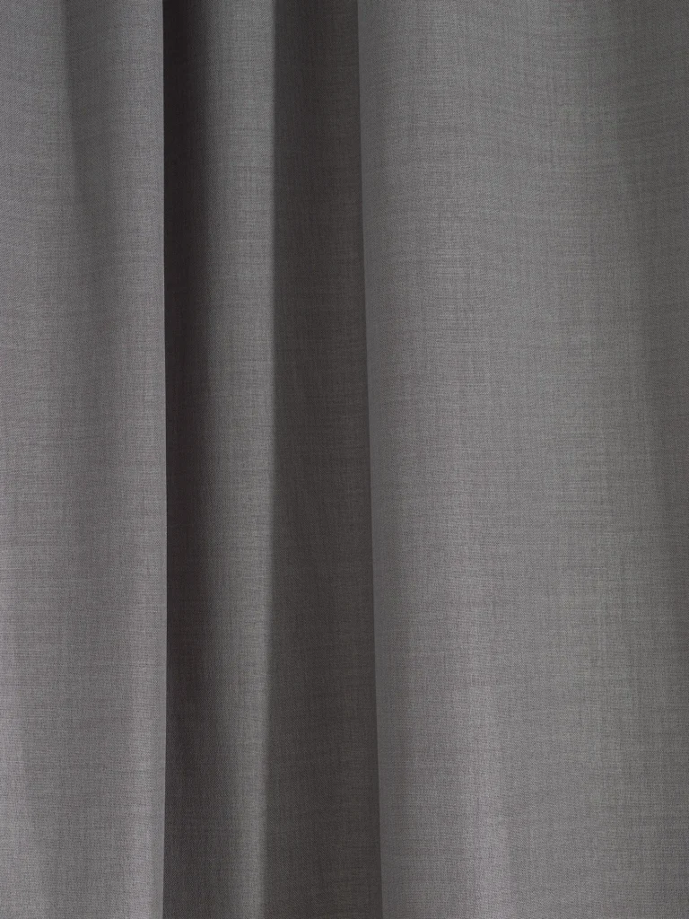 Moon är en dimout textil med grov naturlig struktur.