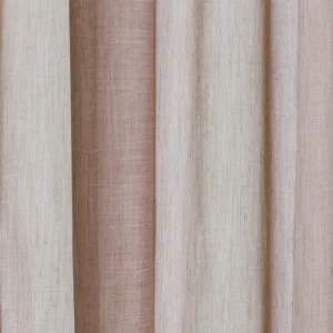 Shine ultra-sheer fabric with a discreet texture.