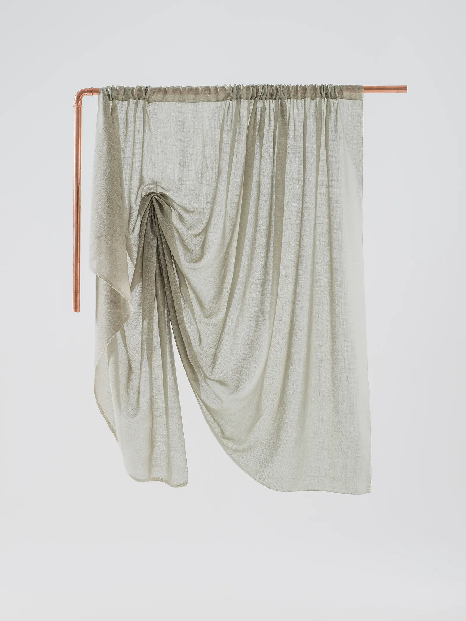 Almelin textile a intricate blend of linen and polyester.