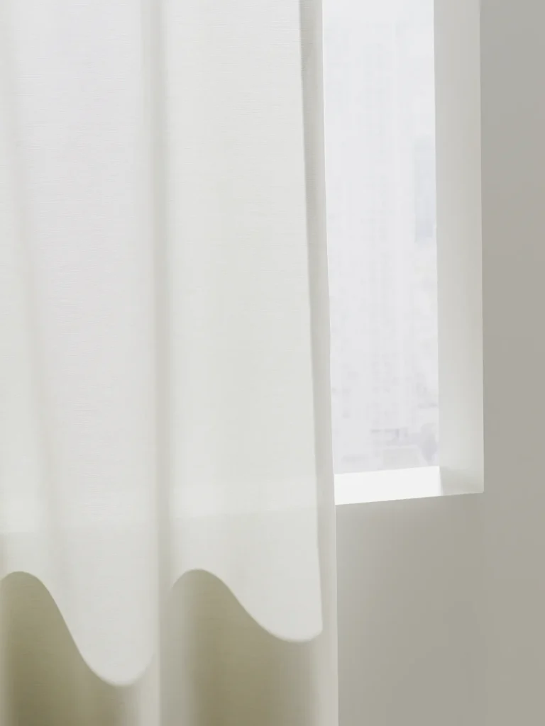 Mingle showing transparency